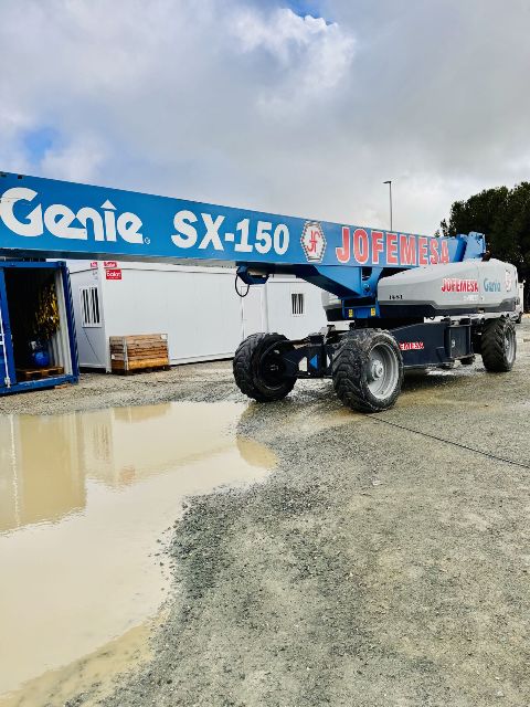 Entregamos La Impresionante Plataforma Telesc&oacute;pica Genie SX-150 En Sevilla: &iexcl;Comenzamos El 2025 a Lo Grande!
